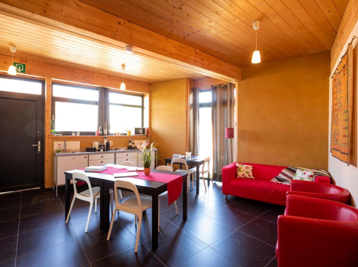 B&B Casa De Paja ซินท์-ทราวเดิน ภายนอก รูปภาพ